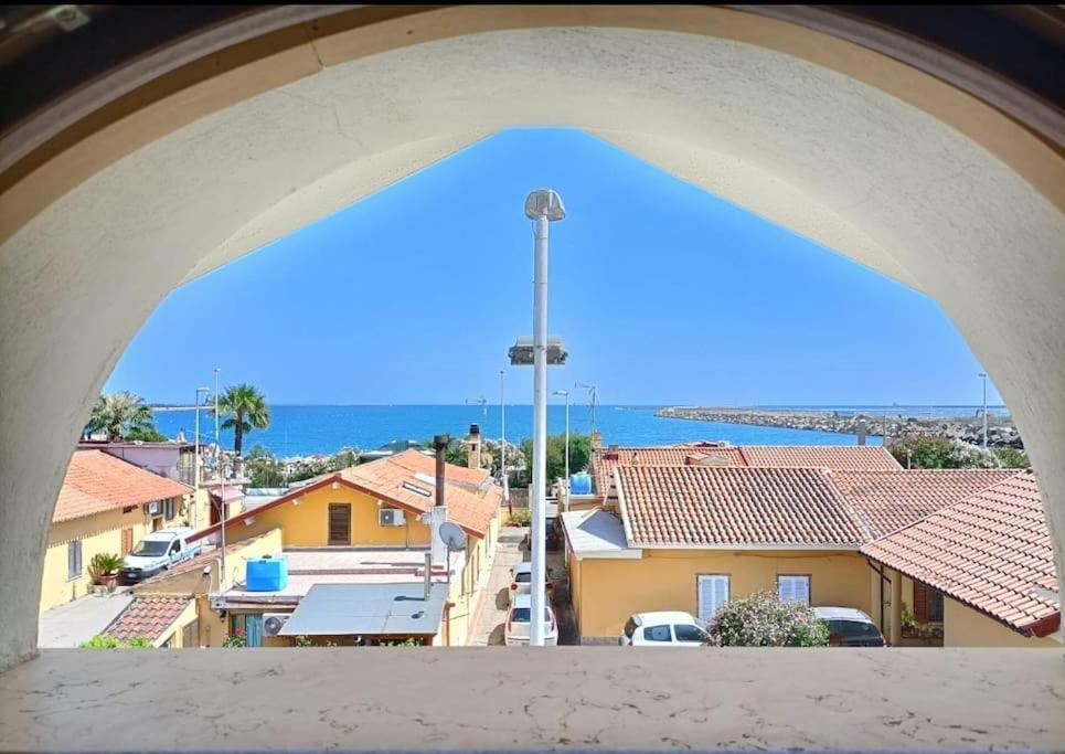 Un Passo Dal Mare E Dalla Citta. Cagliari Buitenkant foto